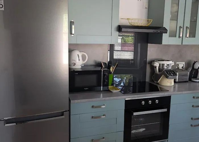 Дом отдыха Maison Agreable Au Coeur De ! *