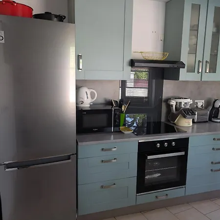 Casa de Férias Maison Agreable Au Coeur De ! *